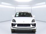 Certified 2024 Porsche Macan image 6