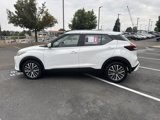 Used 2023 Nissan Kicks SV image 2