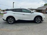 Used 2017 Nissan Murano S image 4