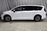 Used 2023 Chrysler Pacifica Touring-L image 5