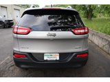 Used 2015 Jeep Cherokee Latitude w/ Cold Weather Group image 6