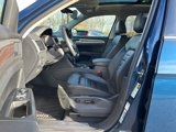 Used 2019 Volkswagen Atlas SEL Premium image 4