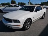 Used 2007 Ford Mustang Deluxe Convertible image 2