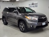 Used 2016 Toyota Highlander XLE image 3