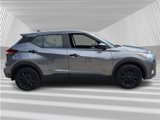 Used 2022 Nissan Kicks S image 3
