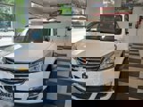 Used 2017 Chevrolet Traverse LT w/ Style and Technology Package image 2