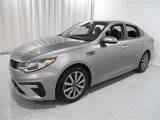 Used 2019 Kia Optima EX image 3