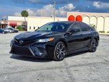 Used 2020 Toyota Camry SE image 3