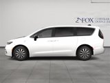 New 2025 Chrysler Pacifica Select image 3