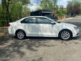 Used 2012 Volkswagen Jetta SE image 2