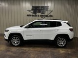Used 2022 Jeep Compass Latitude image 3