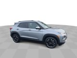 Certified 2023 Chevrolet TrailBlazer LT image 2