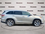 Used 2014 Toyota Highlander Limited image 3