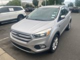 Used 2017 Ford Escape SE w/ SE Cold Weather Package image 3