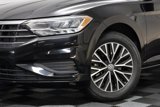 Used 2021 Volkswagen Jetta SE image 3