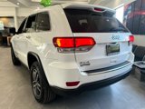 Used 2022 Jeep Grand Cherokee Limited image 5