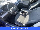 Used 2022 Volkswagen Taos SE w/ Panoramic Sunroof Package image 2