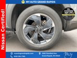 Used 2024 Nissan Rogue SV image 5