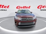 Used 2018 Toyota Highlander XLE image 3