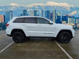 Used 2021 Jeep Grand Cherokee Laredo image 4