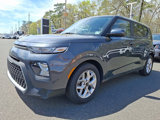 Certified 2022 Kia Soul LX w/ Technology Package image 3