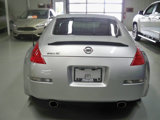Used 2006 Nissan 350Z Enthusiast w/ (N93) Cargo Convenience Pkg image 4