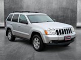 Used 2010 Jeep Grand Cherokee Laredo image 3