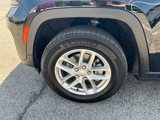 Certified 2023 Jeep Grand Cherokee Laredo w/ Luxury Tech Group I image 6