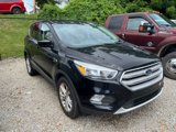Used 2019 Ford Escape SE image 2