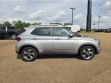 Used 2022 Hyundai Venue SEL image 2