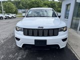 Used 2022 Jeep Grand Cherokee Laredo X image 2