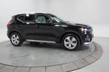 Used 2021 Volvo XC40 T5 Momentum image 4