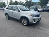 Used 2014 Kia Sorento LX w/ Premium Package image 3