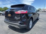 Used 2024 Ford Edge SEL image 3