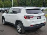 Used 2023 Jeep Compass Latitude image 6