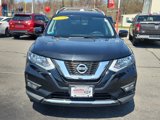 Used 2017 Nissan Rogue SV image 2