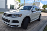 Used 2014 Volkswagen Touareg TDI image 2