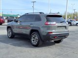 Used 2022 Jeep Cherokee Trailhawk image 5