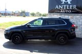Used 2016 Jeep Cherokee Latitude w/ Comfort/Convenience Group image 2