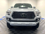Used 2019 Toyota Tacoma TRD Sport image 2