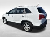 Used 2012 Kia Sorento LX w/ Convenience Pkg image 5
