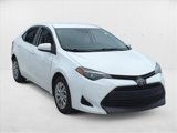 Used 2018 Toyota Corolla LE image 3