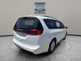 Used 2021 Chrysler Pacifica Touring-L image 5