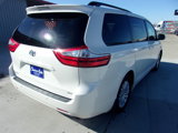 Used 2017 Toyota Sienna XLE image 4