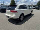 Used 2013 Lincoln MKX FWD image 5