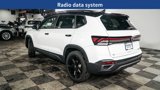 New 2025 Volkswagen Taos SE image 5