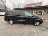 Used 2016 Dodge Grand Caravan SXT image 2