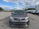 Used 2018 Toyota Sienna XLE image 2