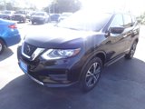 Used 2020 Nissan Rogue SV w/ Premium Package image 3