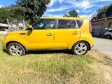 Used 2016 Kia Soul + image 2